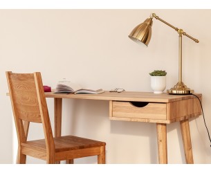 Psací stůl z CELOmasivu Pern A100